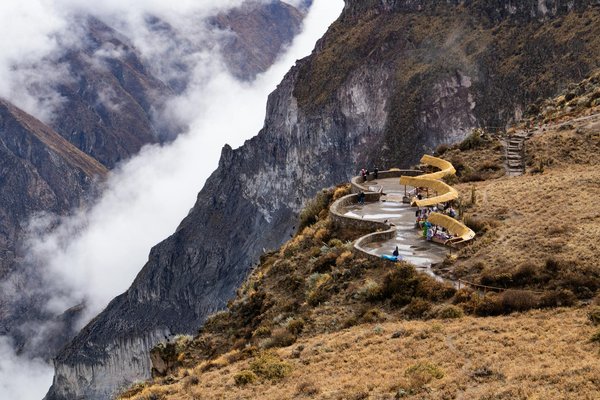 Quels sont les meilleurs itinéraires pour une croisière sur le fleuve Douro, Portugal?